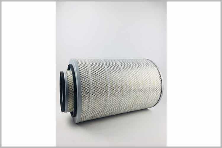 与正品康明斯华体hth登录入口_华体（中国）相比，劣质产品的滤纸往往折数较少，间隙大，硬度差，做工也都比较粗糙，形状易扭曲松垮，高低厚薄不均匀