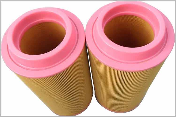 在安装时，华体hth登录入口_华体（中国）与发动机进气管之间无论是采用法兰、橡胶管联接还是直接联接