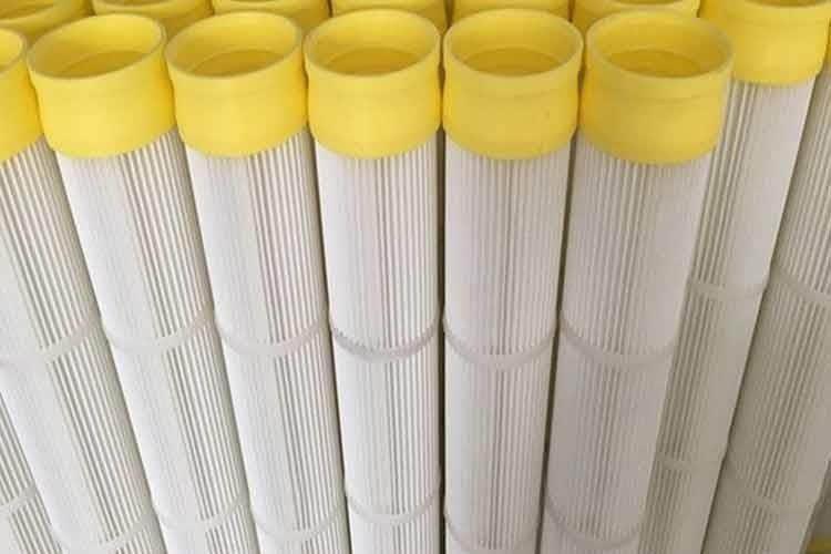 气滤清器的主要组成部分是滤芯和机壳，其中滤芯是主要的过滤部分，承担着气体的过滤工作，而机壳是为滤芯提供必要保护的外部结构。华体hth登录入口_华体（中国）运用寿命及保养距离，应以流过滤清器滤芯的气体流率，与发动机所需的气体流量之比来衡量。 1、当流率大于流量时，滤清器作业正常。